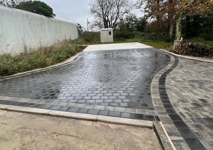 Bespoke Block Paved Areas to Complement  Resin Driveway