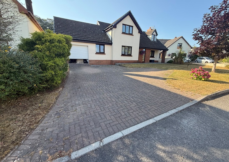 Daltex Resin Bound Driveway Transformation - Pembrokeshire