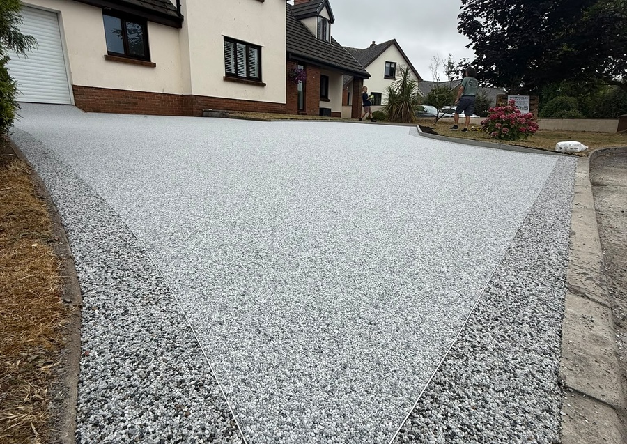 Daltex Resin Bound Driveway Transformation - Pembrokeshire