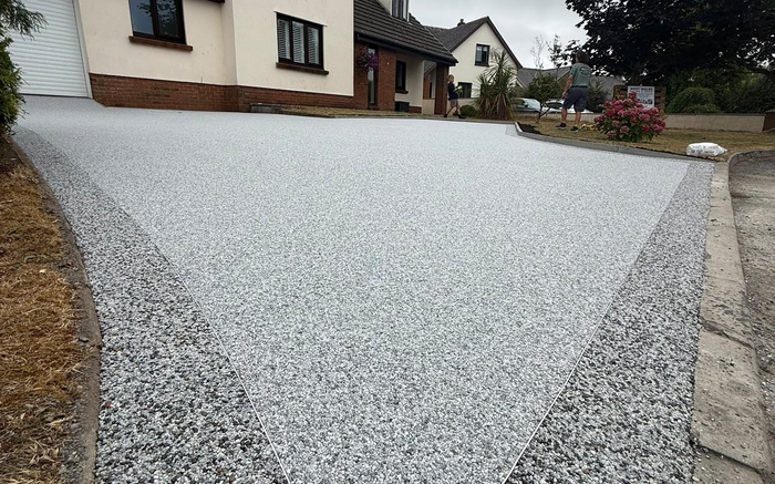 Daltex Resin Bound Driveway Transformation - Pembrokeshire