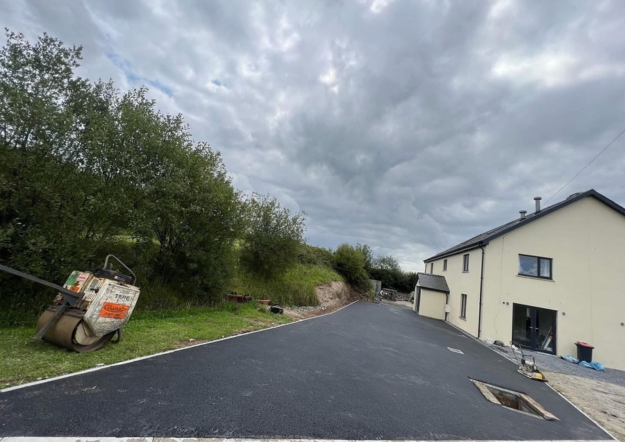 Large Tarmac Driveway Transformation 