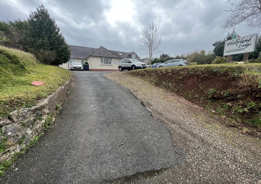 Tarmac Driveway, Pembrokeshire